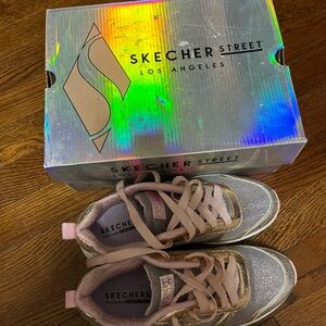 Skechers Street Los Angeles girls sneakers size 4